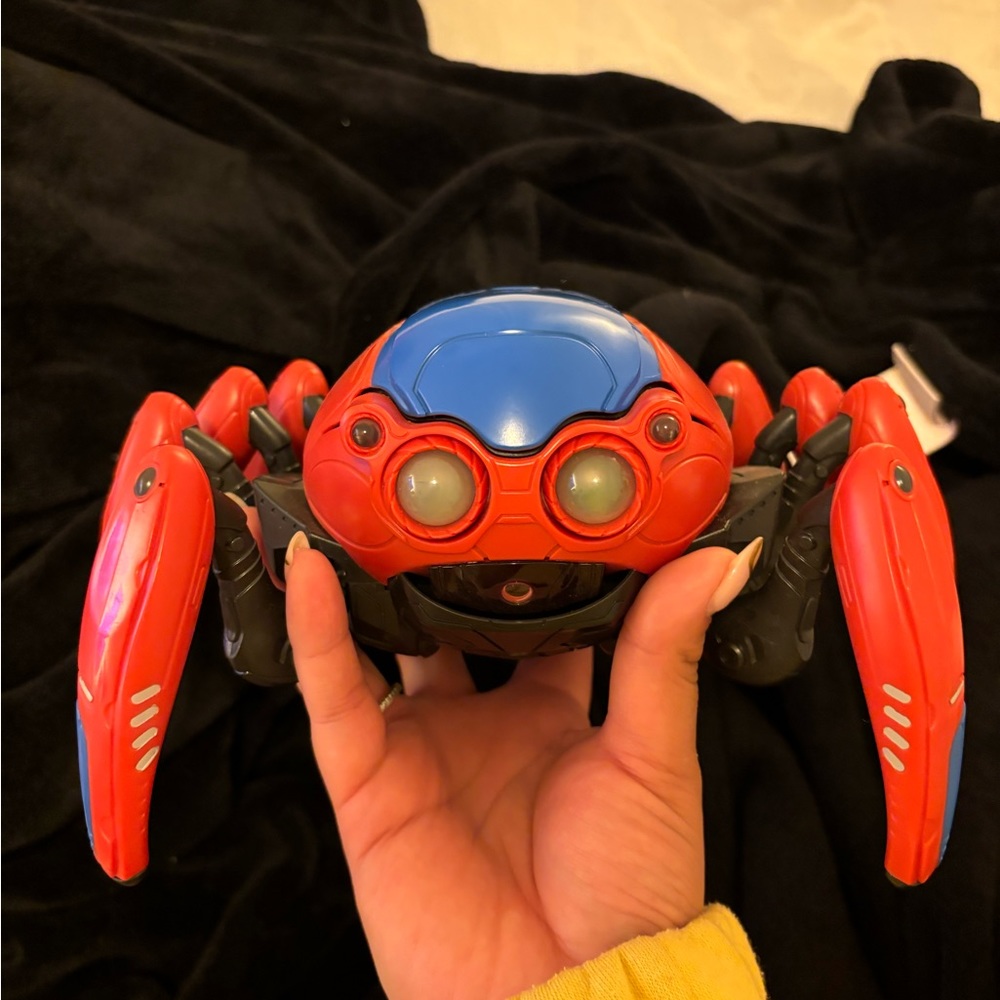 Disneyland avengers campus spider bot